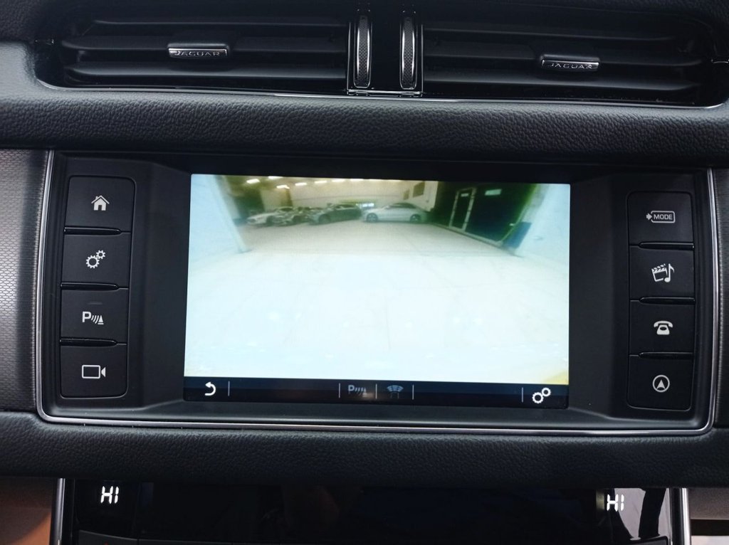 Used Jaguar XF 2016 for sale - 77370084: Photo 22