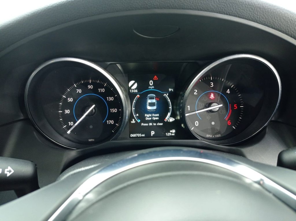 Used Jaguar XF 2016 for sale - 77370084: Photo 26