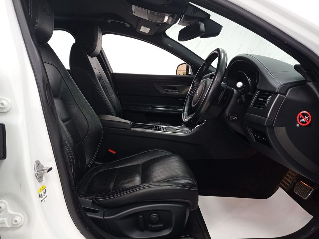 Used Jaguar XF 2016 for sale - 77370084: Photo 31