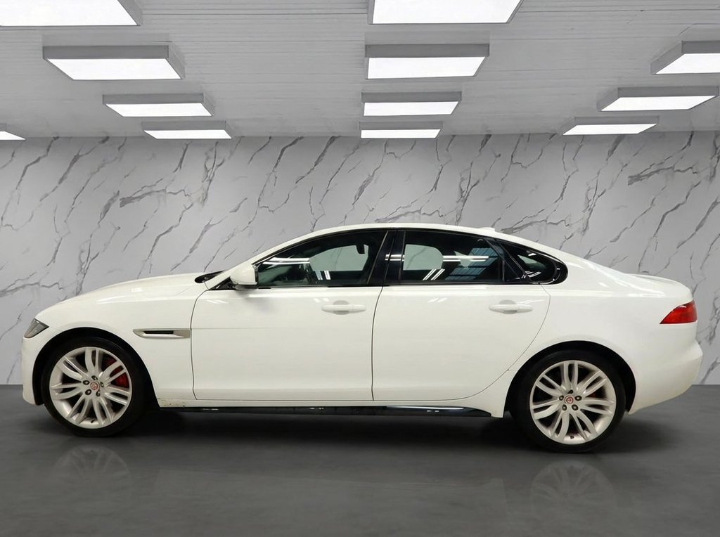 Used Jaguar XF 2016 for sale - 77370084: Photo 4