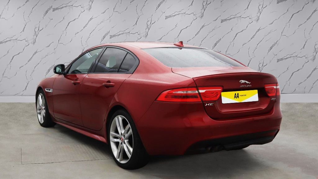 Used Jaguar XE 2015 for sale - 76105646: Photo 3