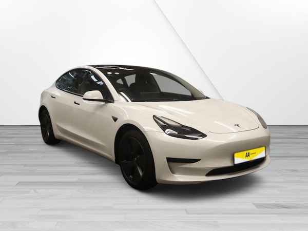 Used Tesla Model 3 2021 for sale - 76280070: Photo 2