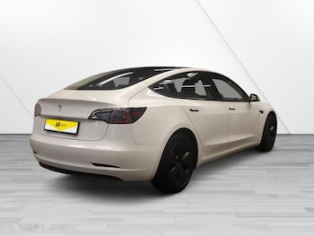 Used Tesla Model 3 2021 for sale - 76280070: Photo 4