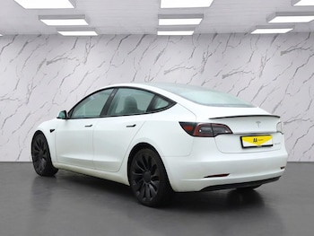 Used Tesla Model 3 2023 for sale - 78044402: Photo