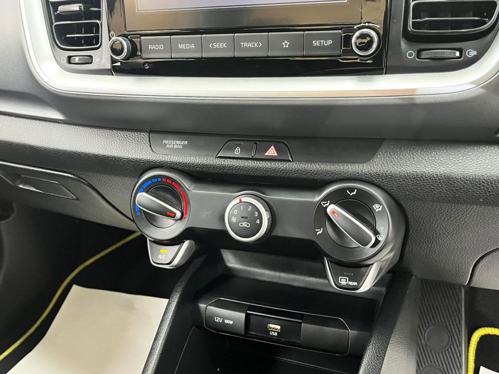 Used Kia Stonic 2022 for sale - 76098159: Photo 23