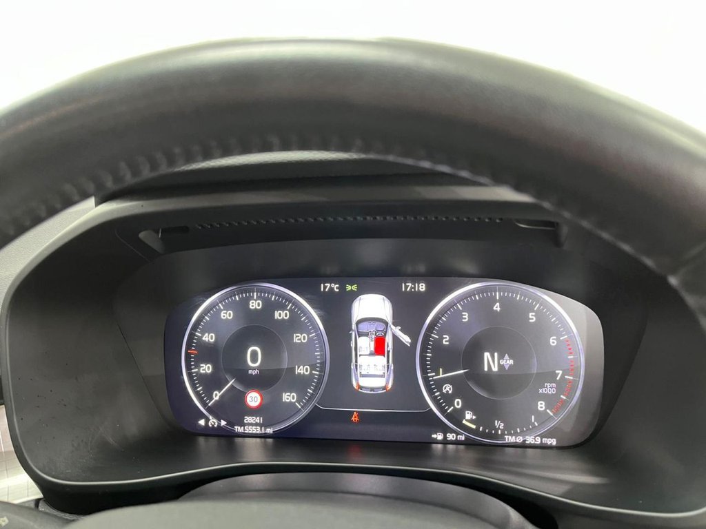 Used Volvo XC40 2021 for sale - 75986517: Photo 27