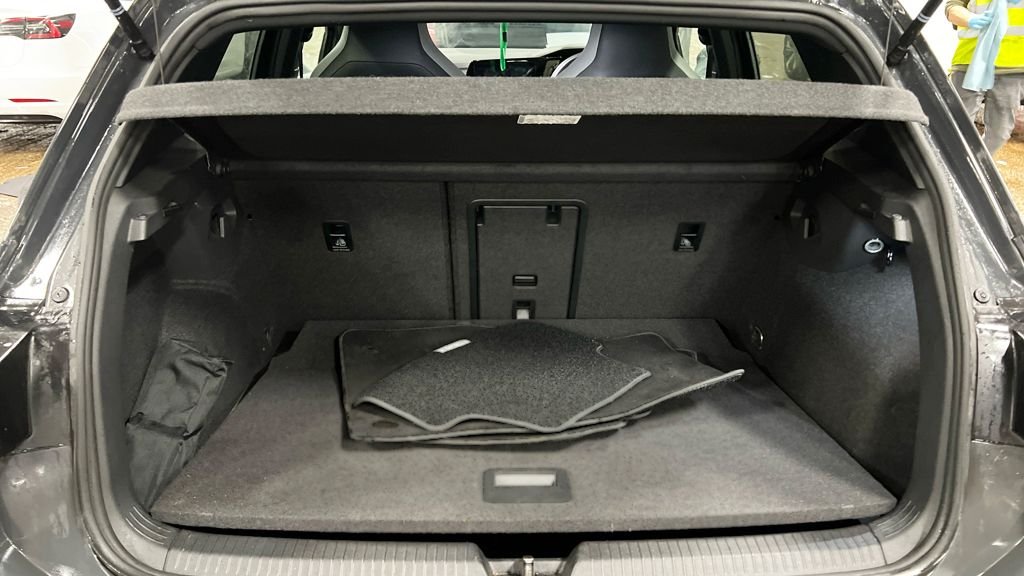 Used Volkswagen Golf 2023 for sale - 77463905: Photo 11