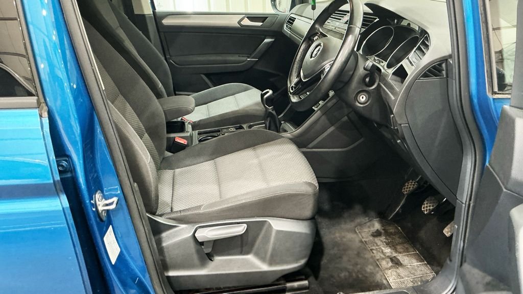 Used Volkswagen Touran 2019 for sale - 77967508: Photo 9