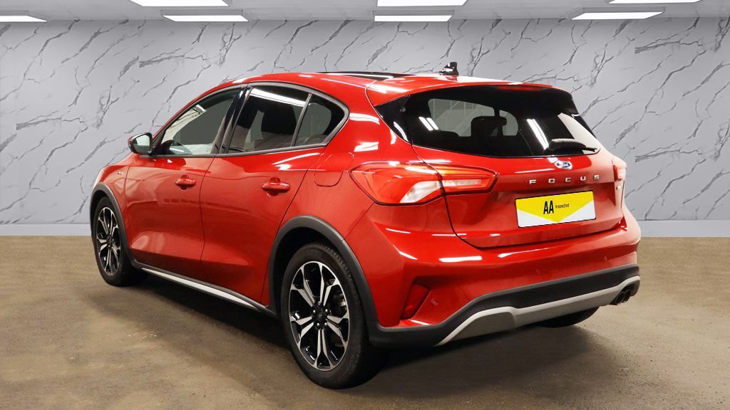 Used Ford Focus 2021 for sale - 77452057: Photo 3