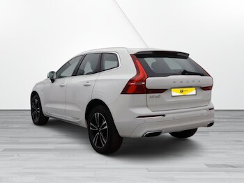 Used Volvo XC60 2020 for sale - 75947417: Photo