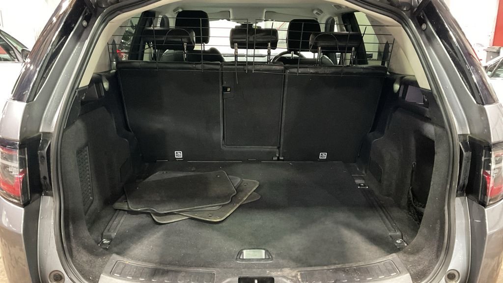 Used Land Rover Discovery Sport 2019 for sale - 77452060: Photo 11
