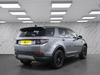 Used Land Rover Discovery Sport 2019 for sale - 77452060: Photo