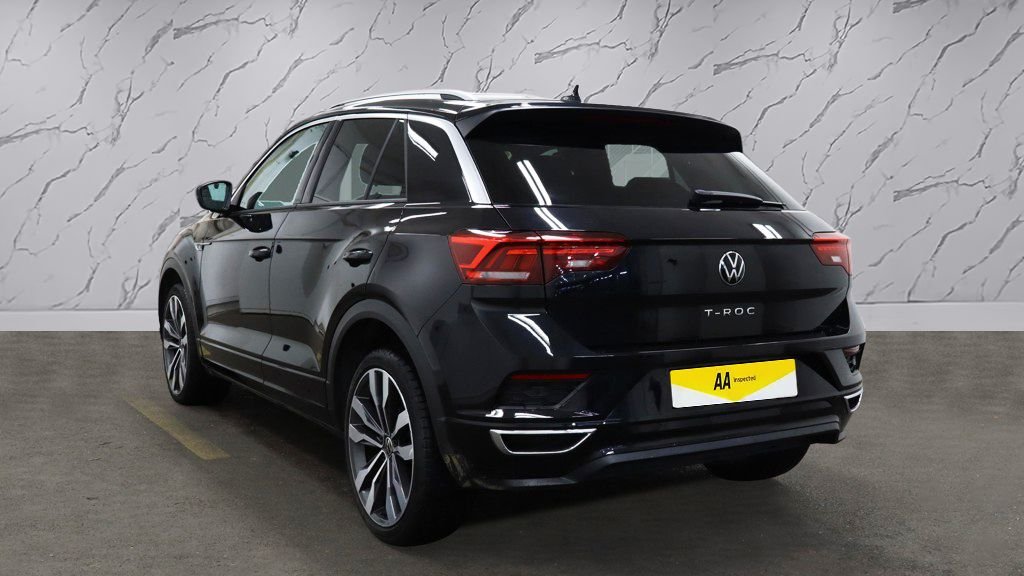 Used Volkswagen T-Roc 2021 for sale - 76482519: Photo 3
