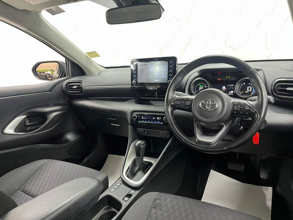 Used Toyota Yaris 2022 for sale - 76245416: Photo 21