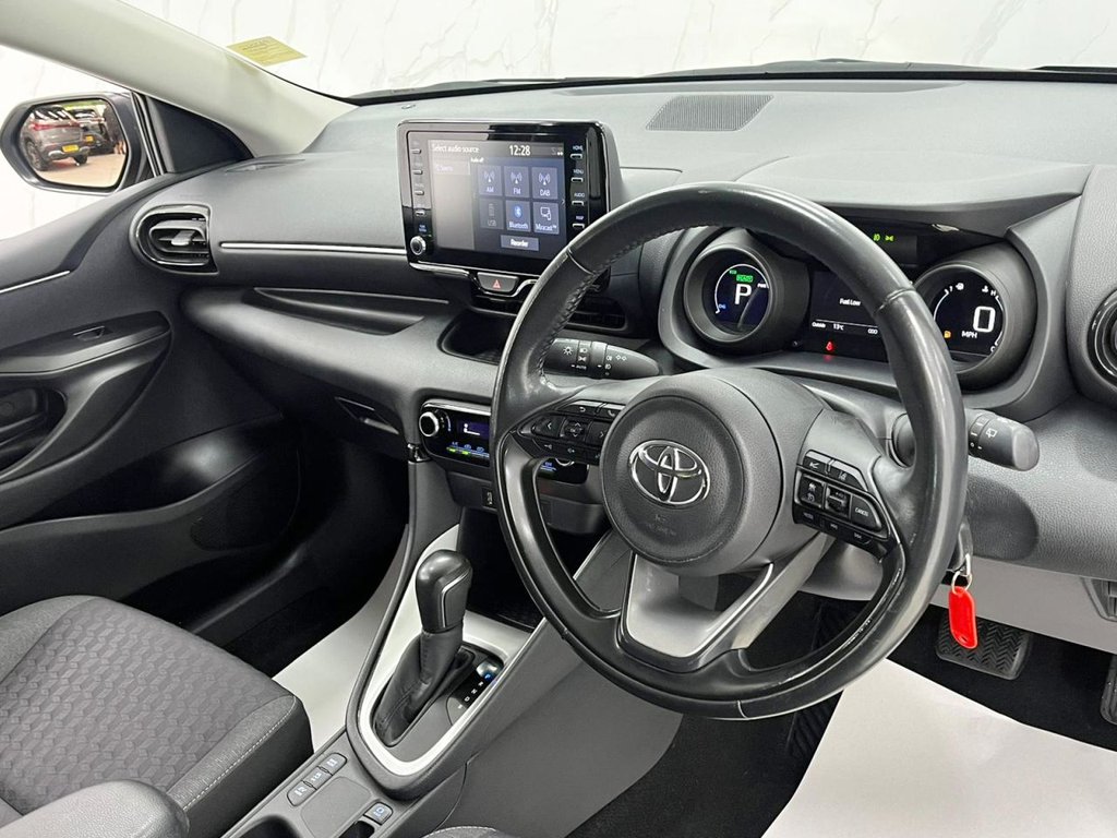Used Toyota Yaris 2022 for sale - 76245416: Photo 22