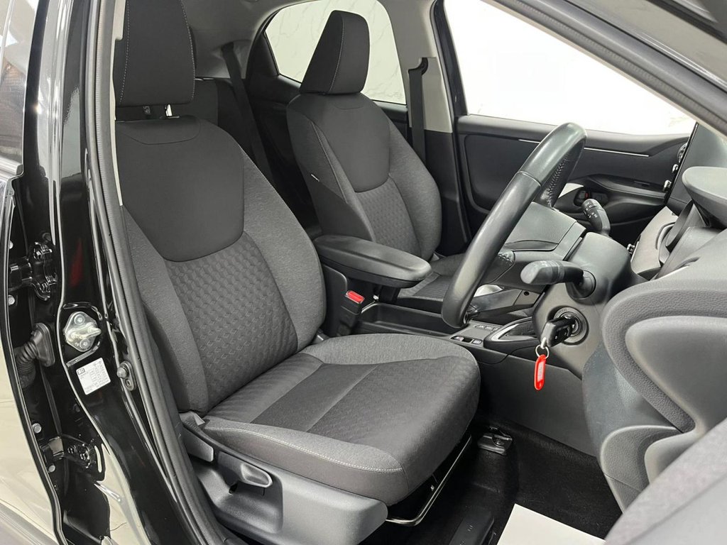 Used Toyota Yaris 2022 for sale - 76245416: Photo 24