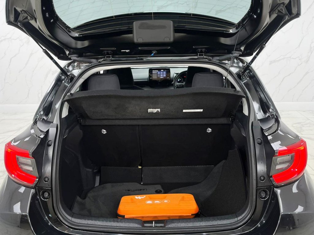 Used Toyota Yaris 2022 for sale - 76245416: Photo 27