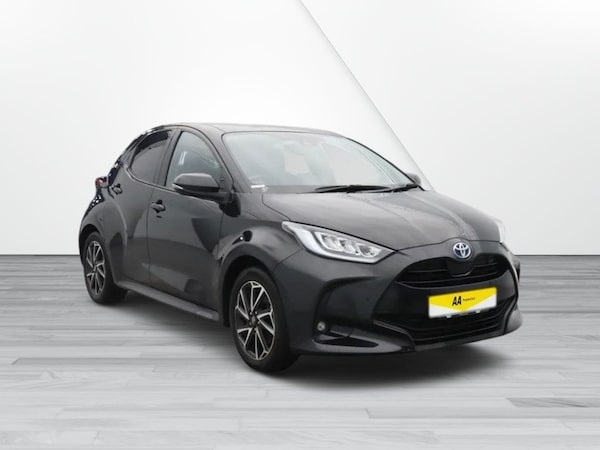 Used Toyota Yaris 2022 for sale - 76245416: Photo 2