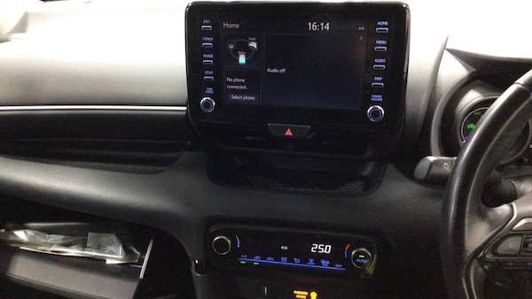 Used Toyota Yaris 2022 for sale - 76245416: Photo 7