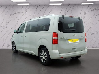Used Toyota PROACE CITY Verso 2019 for sale - 77464404: Photo