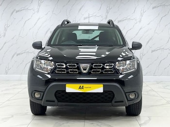 Used Dacia Duster 2018 for sale - 76923980: Photo
