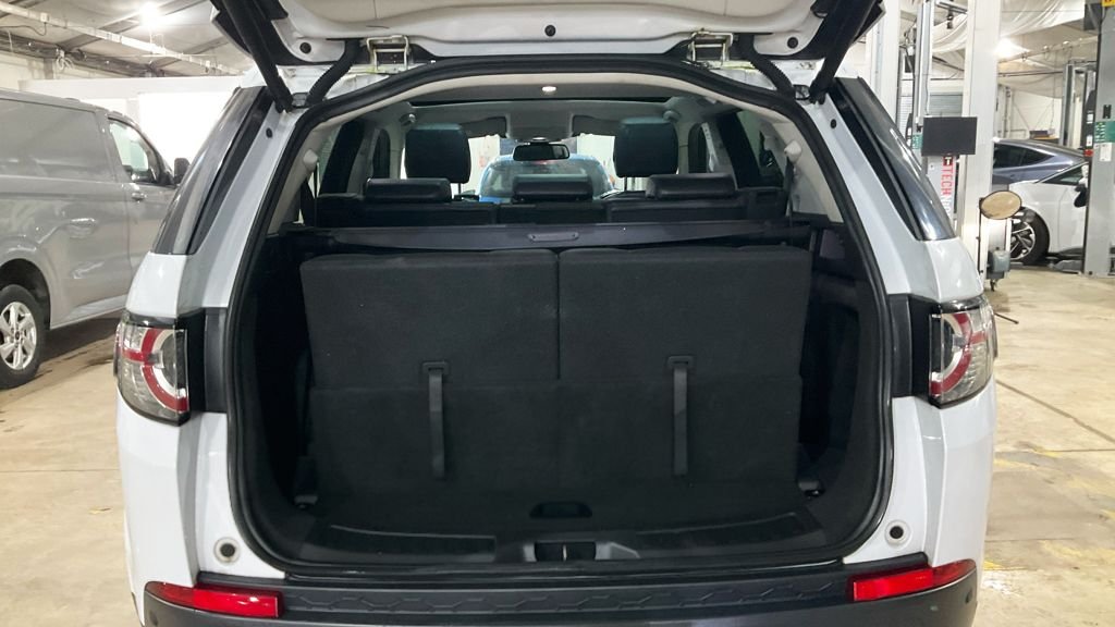 Used Land Rover Discovery Sport 2017 for sale - 77507708: Photo 11