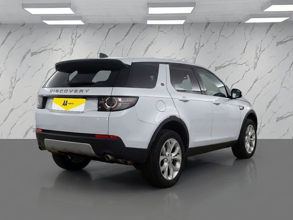 Used Land Rover Discovery Sport 2017 for sale - 77507708: Photo 4