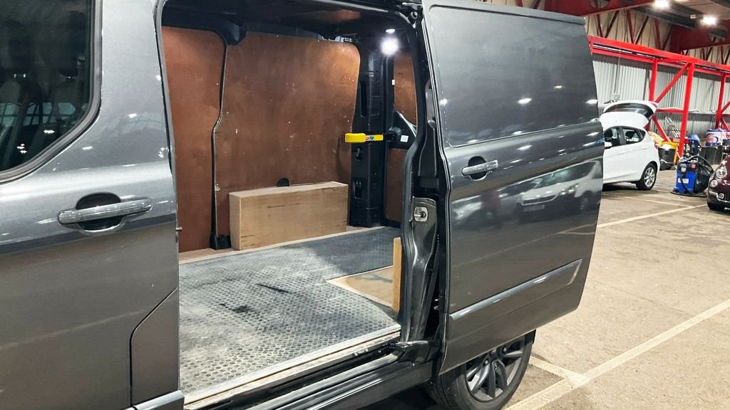 Used Ford Transit Custom 2020 for sale - 76496274: Photo 11