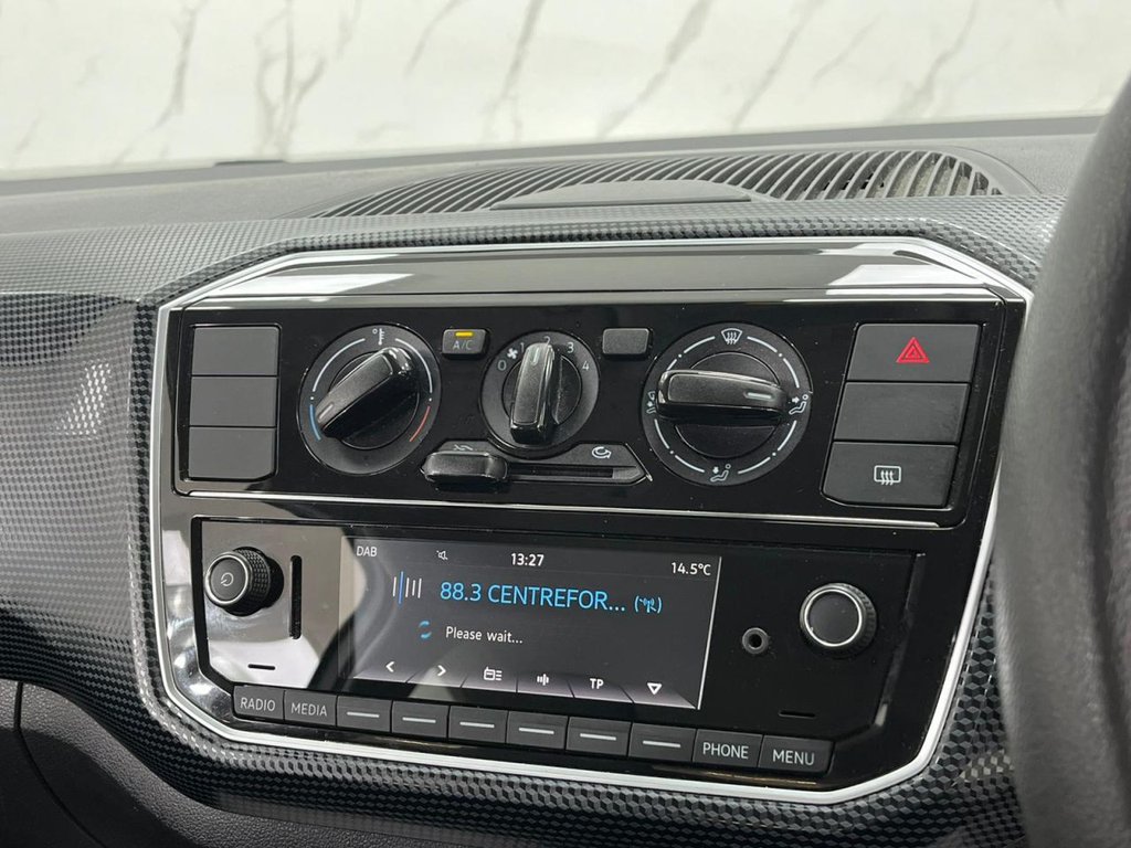 Used Volkswagen up! 2017 for sale - 76323249: Photo 15