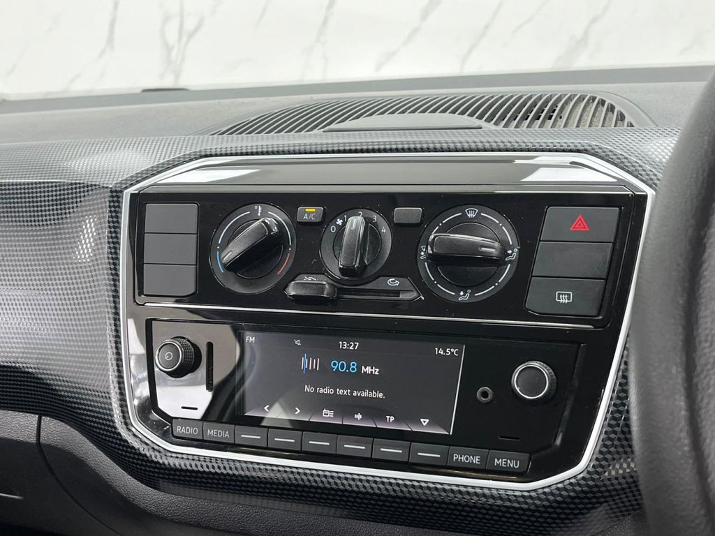 Used Volkswagen up! 2017 for sale - 76323249: Photo 16