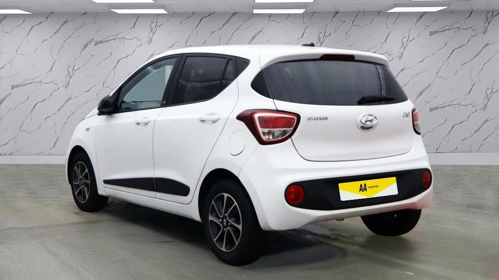 Used Hyundai i10 2018 for sale - 76841540: Photo 3
