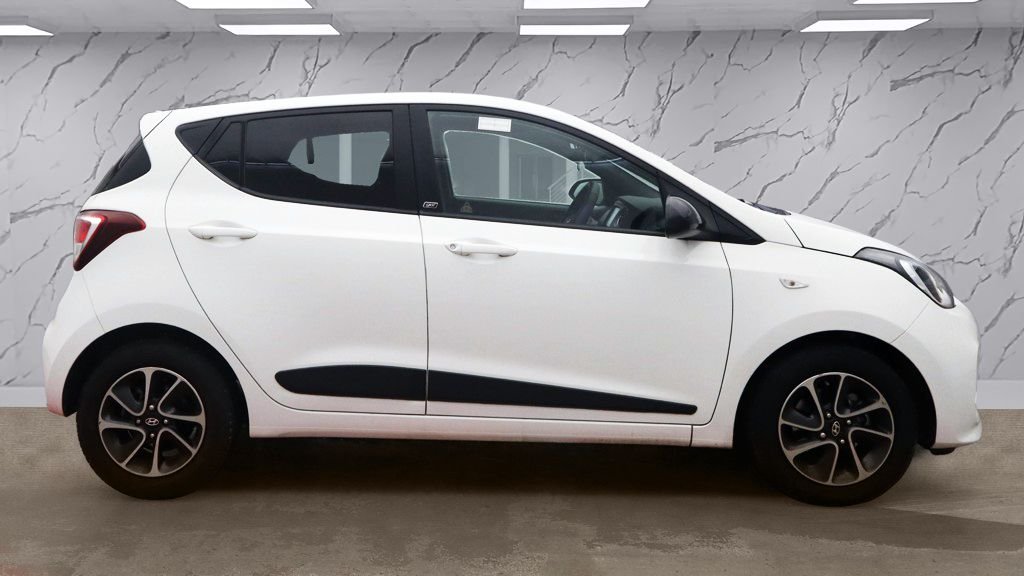 Used Hyundai i10 2018 for sale - 76841540: Photo 5