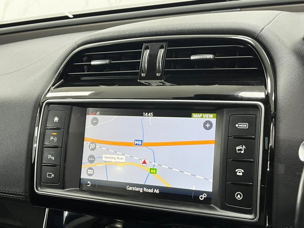 Used Jaguar XE 2017 for sale - 77436641: Photo 21