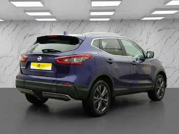 Used Nissan Qashqai 2017 for sale - 77227507: Photo