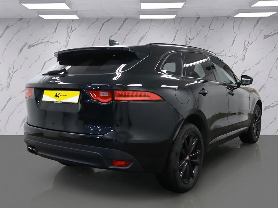 Used Jaguar F-Pace 2019 for sale - 78003458: Photo 4