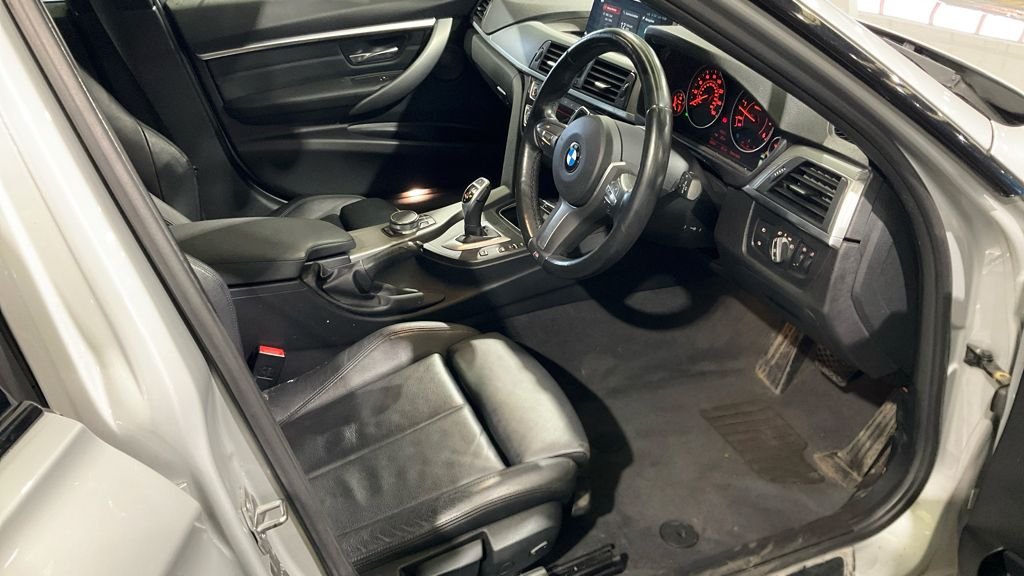 Used BMW 3 Series 2019 for sale - 77693460: Photo 11