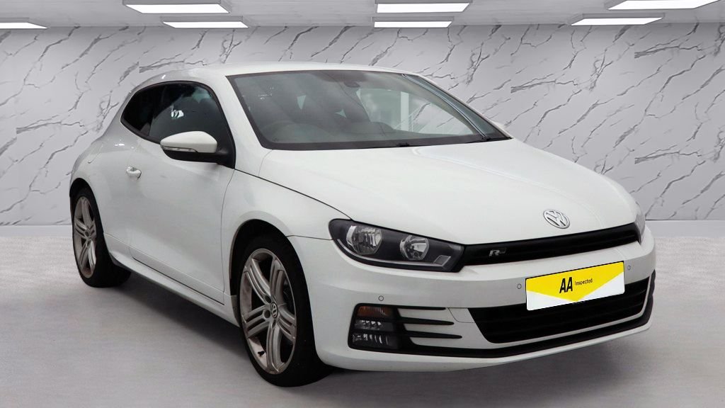 Used Volkswagen Scirocco 2017 for sale - 77153442: Photo 2