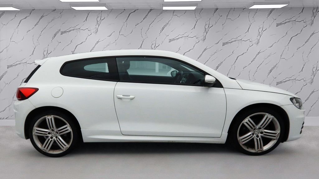 Used Volkswagen Scirocco 2017 for sale - 77153442: Photo 5