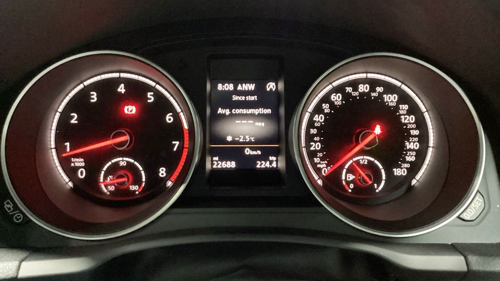 Used Volkswagen Scirocco 2017 for sale - 77153442: Photo 9