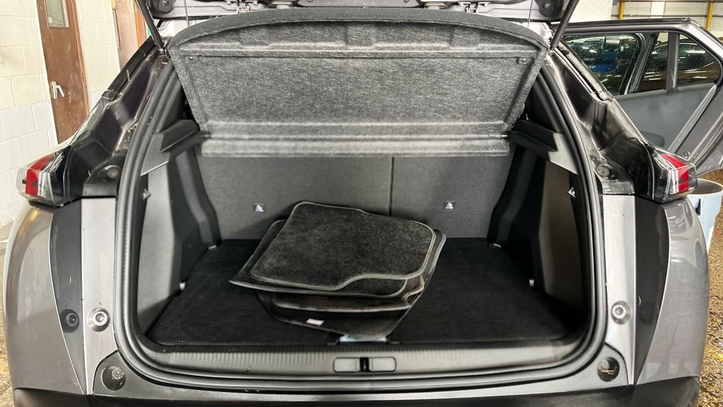 Used Peugeot 2008 2023 for sale - 78008735: Photo 11