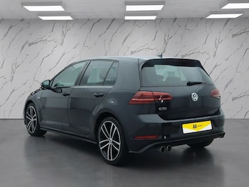 Used Volkswagen Golf 2017 for sale - 77227191: Photo