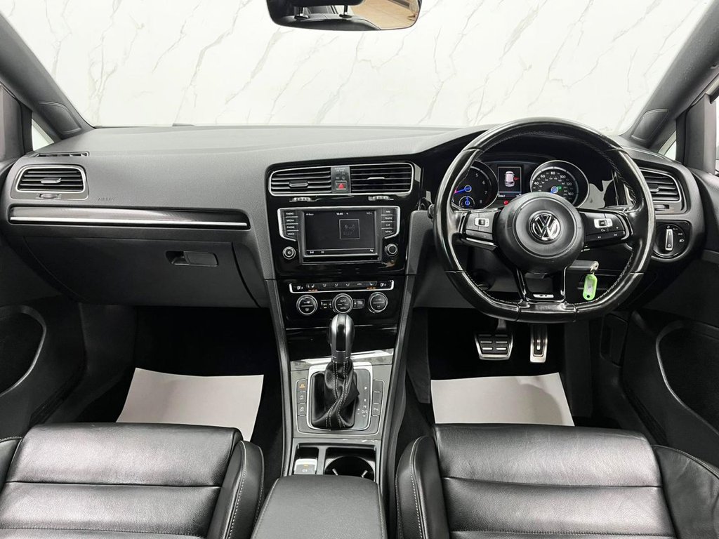 Used Volkswagen Golf 2017 for sale - 76105635: Photo 34