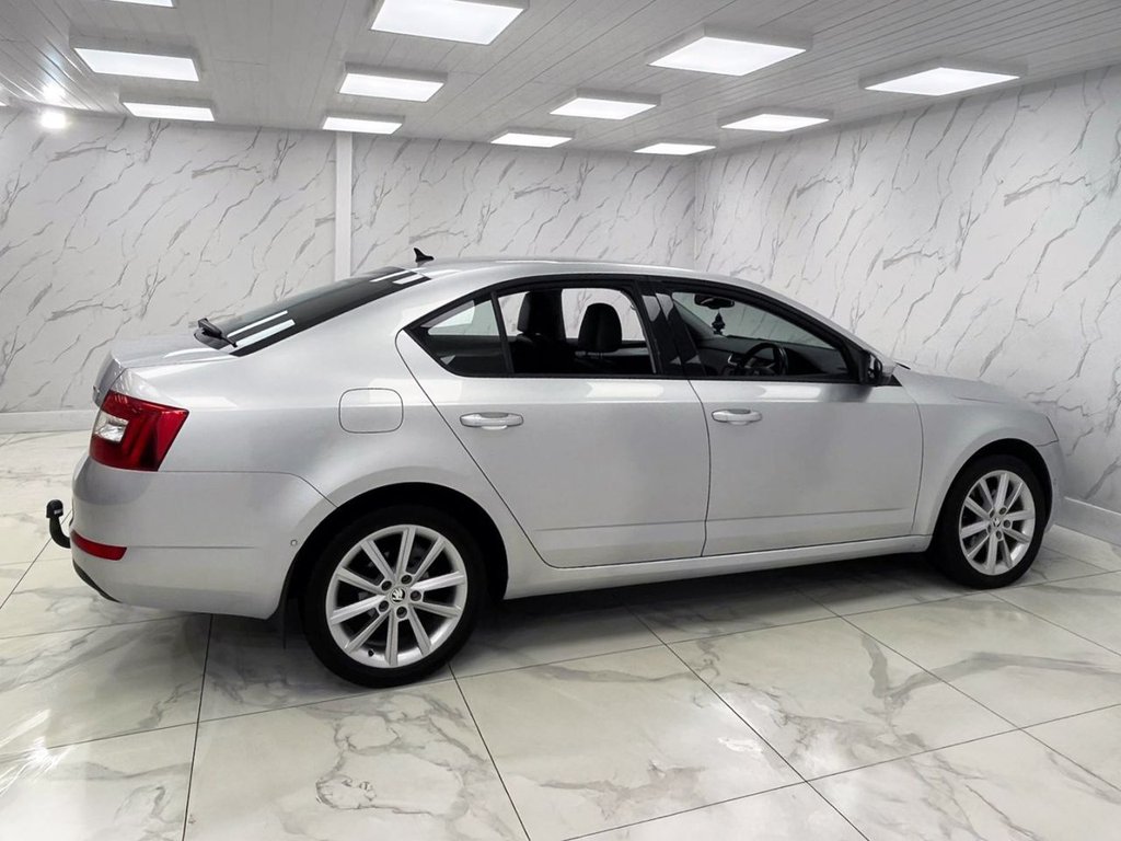 Used Skoda Octavia 2015 for sale - 76367503: Photo 11