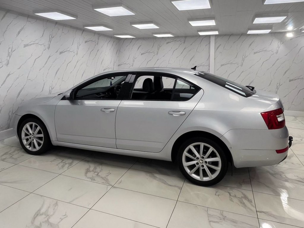 Used Skoda Octavia 2015 for sale - 76367503: Photo 12