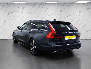 Used Volvo V90 2020 for sale - 77369969: Photo