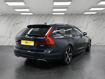 Used Volvo V90 2020 for sale - 77369969: Photo