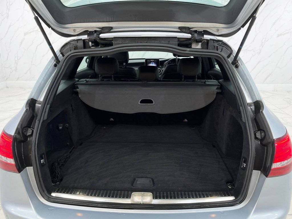 Used Mercedes-Benz C Class 2018 for sale - 77806378: Photo 36