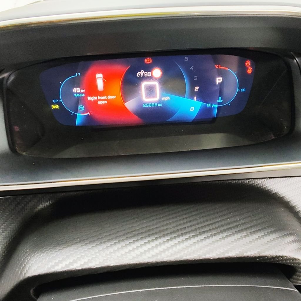 Used Peugeot 2008 2021 for sale - 77521089: Photo 33