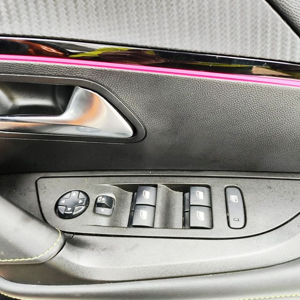 Used Peugeot 2008 2021 for sale - 77521089: Photo 42