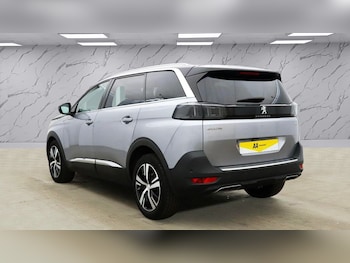 Used Peugeot 5008 2021 for sale - 77463902: Photo
